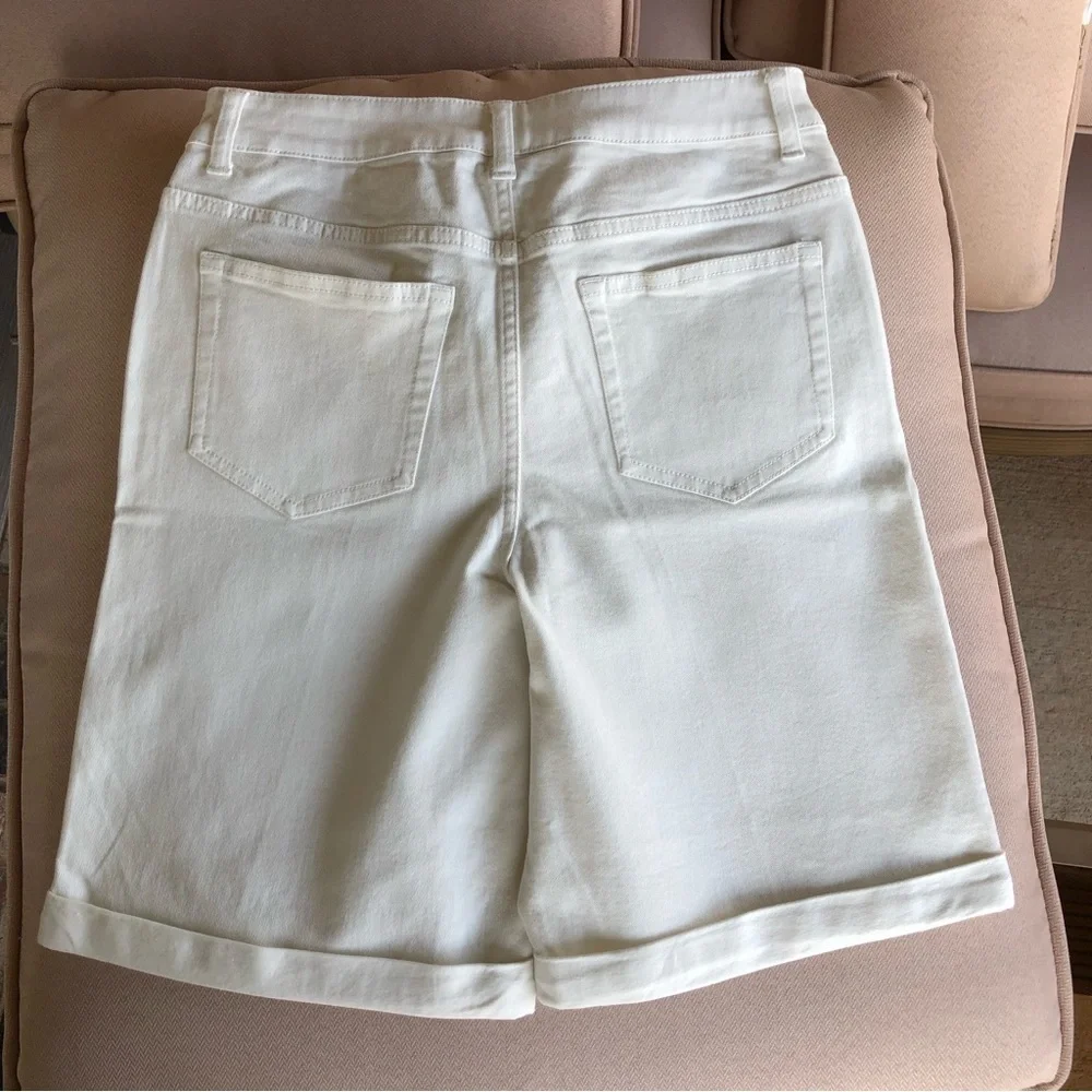 LOGO by Lori Goldstein 5-Pocket Stretch Soft Twill Light Ivory Bermuda‎ Shorts 4